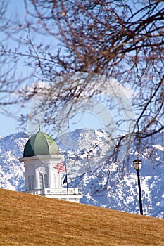 The View Behide The State Capitol of Utah