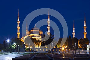 View of the Blue Mosque (Sultanahmet Camii) at night in Istanbul photo