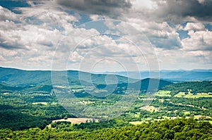 View of the Blue Ridge Mountains and Shenandoah Valley in Shenandoah National Park, Virginia.