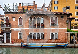 View of the a building in Pescaria de Cannaregio photo