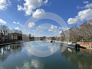 View of the Canal du Midi in Ponts Jumeaux, Toulouse, Occitania, France, February 2023
