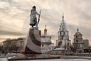 View of the Cathedral of the Epiphany and monument to the founders of Irkutsk