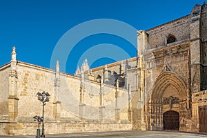 View at the Cathedral of Saint Antonius in Palencia - Spain