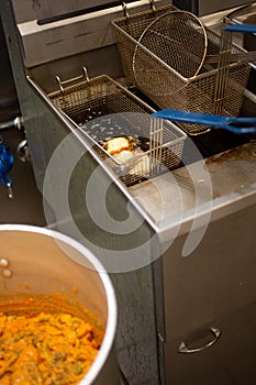 deep fryer machine