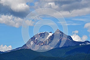A View of Diamond Head mountain.