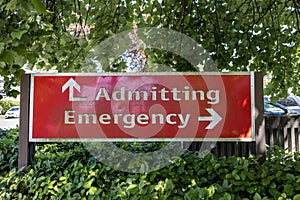 View of directional sign Admittimg Emergency