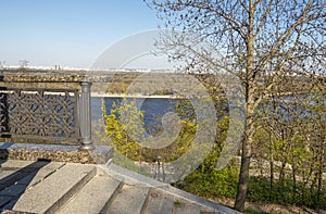 View of the Dnieper from Vladimirskaya Gorka