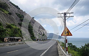 View of empty road on Deo Ca pass.