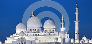 View of famous Abu Dhabi Sheikh Zayed Mosque by night