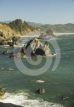 View of an hidden beach and rock formations on the southern Oregon coast