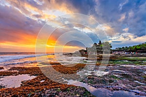 View of Hindu temple at Tanah Lot beach, Bali, Indonesia