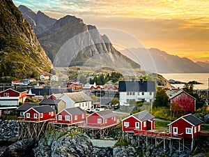 The view of houses and mountains in Reine