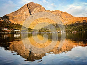 The view of houses and mountains in Reine