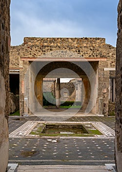 view of the inner cvourtyard of the house of Cecilio Giocondo in the ancient city of Pompeii