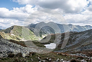 Pohled z horského sedla Jamnické sedlo v Západních Tatrách na Slovensku