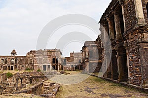 View of Jhinjhari Mahal and Purani Kachahari, This is a protected monument and an ancient heritage, Raisen Fort