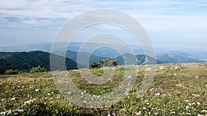 Pohled z kopce Klak v pohoří Lučanská Malá Fatra na Slovensku