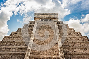 Kukulkan Pyramid (el Castillo) at Chichen Itza, Yucatan, Mexico