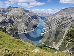 view of Lake Livigno from the Crap de la paré