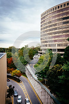 View of a large circular building in Towson, Maryland. photo