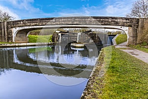 A view of the lock at Hatton Locks, UK by bridge 53