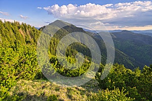 Pohled z Malého Salatínu na Nízké Tatry