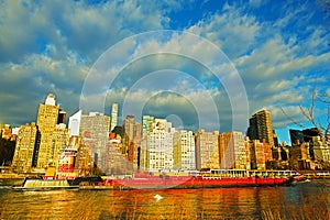 A view on Manhattan from Roosevelt Island in New York, USA.