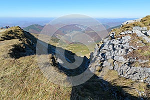 Pohľad na lúky vo Vrátnej doline v národnom parku Malá Fatra