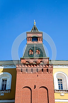 View of the Middle Arsenal tower of the Moscow Kremlin on a clear Sunny day.