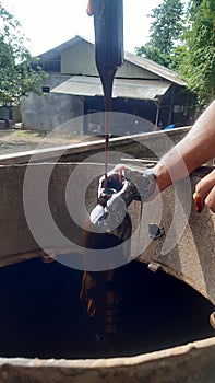 Take the sample of Molases & x28;Sugar for woof& x29;