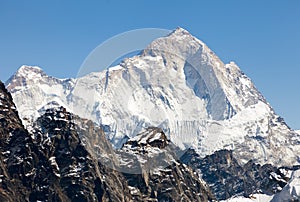 View of mount Makalu (8463 m) from Kongma La pass