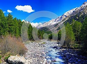 View of the mountains and river into the valley.