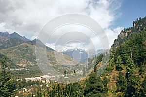 View of the mountains in the valley Kullu