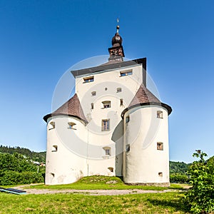 Pohled na Nový zámek v Banské Štiavnici, Slovensko