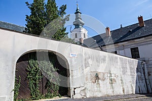 Pohľad na Nitriansky hrad v Starom Meste Nitra, Slovensko. Ide o