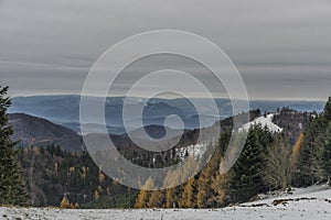 Pohled z vrchu Pansky Diel na slovenske hory