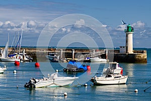 View on Phare de la Flotte photo