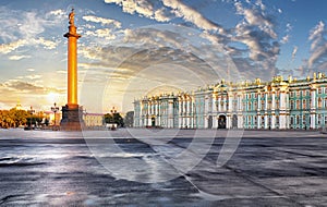 View of Saint Petersburg. Panorama of Winter Palace Square, Hermitage - Russia