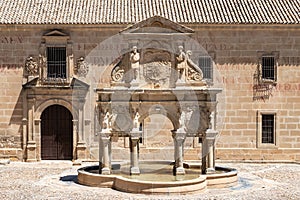 View of the Santa Maria fountain with St Philip Neri Seminary university to the rear, Baeza, Jaen Province, Andalucia, Spain,