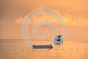 View of sea at Vongdeuan beach sunset in the Koh Samet island, R photo