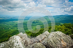 View of the Shenandoah Valley and Blue Ridge Mountains from the