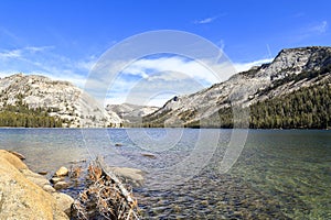 A view of Tenaya Lake in Yosemite national park