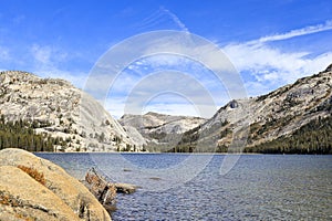 A view of Tenaya Lake in Yosemite national park