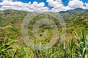 Tierradentro valley photo