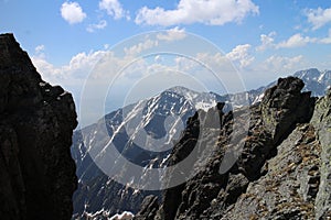 Pohled z vrcholu Lomnického štítu 2634 m,, Vysoké Tatry