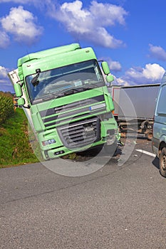 A view of truck on an highway in an accident