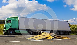 A view of truck on an highway in an accident