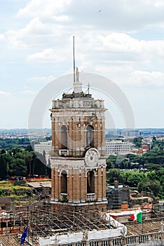 View from Vittorio Emmanuele monument to the Rome city