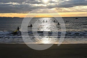 A view of young lifesavers practicing.