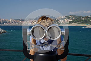 Viewpoint coin binoculars